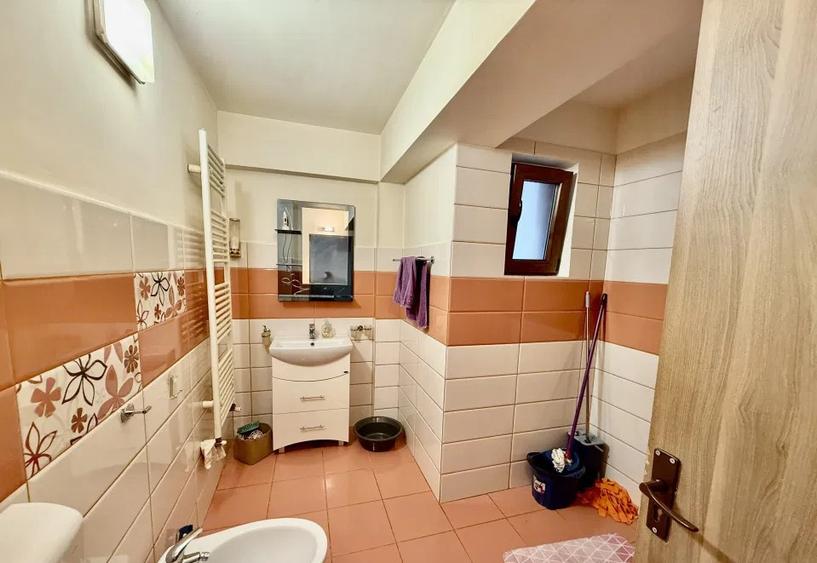 Apartament 2 camere de 45mp plus balcon 6mp zona : Vivo Valea Garbaului