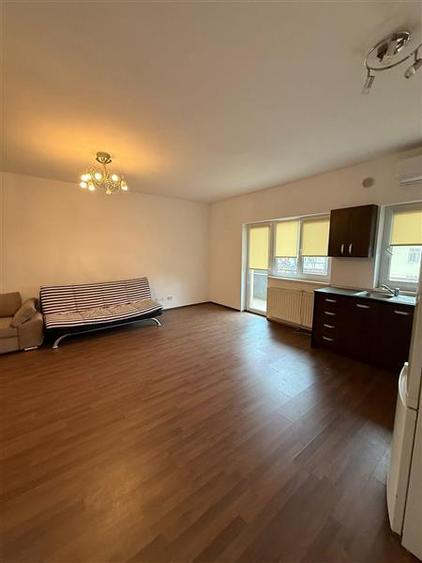 Exclusivitate, Garsoniera 47 mp, Zona Tractorul, Brasov