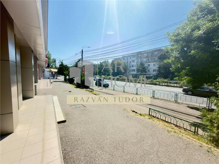 Spatiu comercial , parter , vad stradal, zona Cantacuzino , Ploiesti