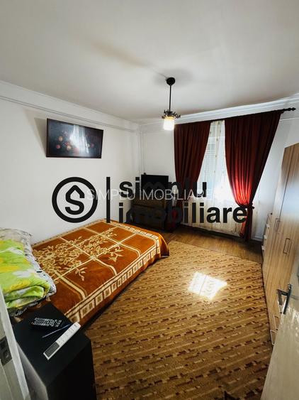 3 decomandate, centrala, 1 Mai - 110 000 Euro