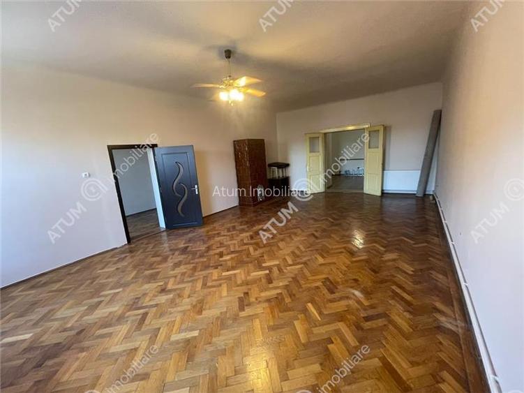 Apartament 2 camere si gradina zona centrala din Cisnadie - 3