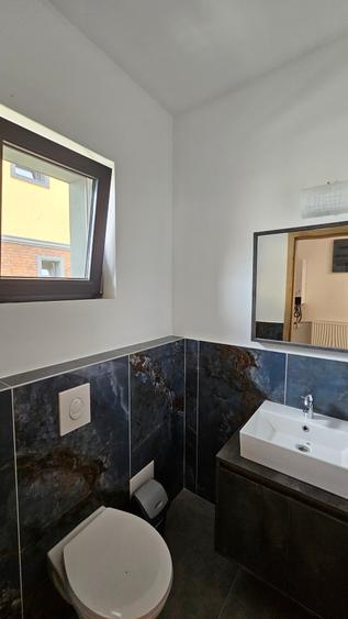 VILE P+M, 5 camere+Teren 300 mp.zona Otopeni, COMPLEX CU PISCINA-COMISION 0%