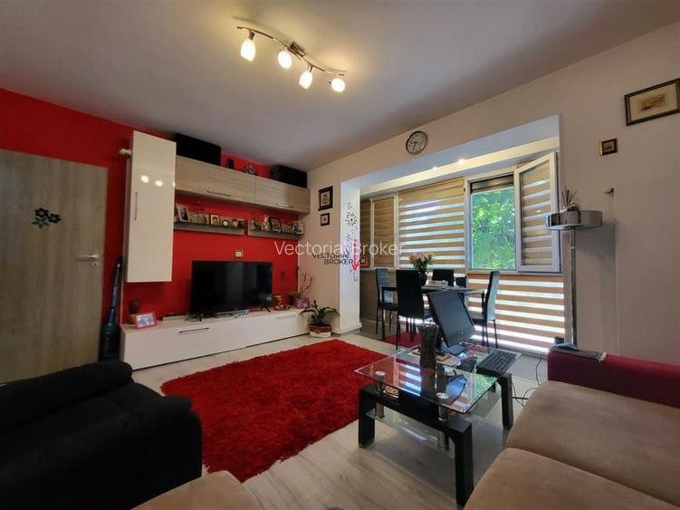 3 CAMERE DECOMANDAT / CURTE PROPRIE / 2 PARCARI - 3