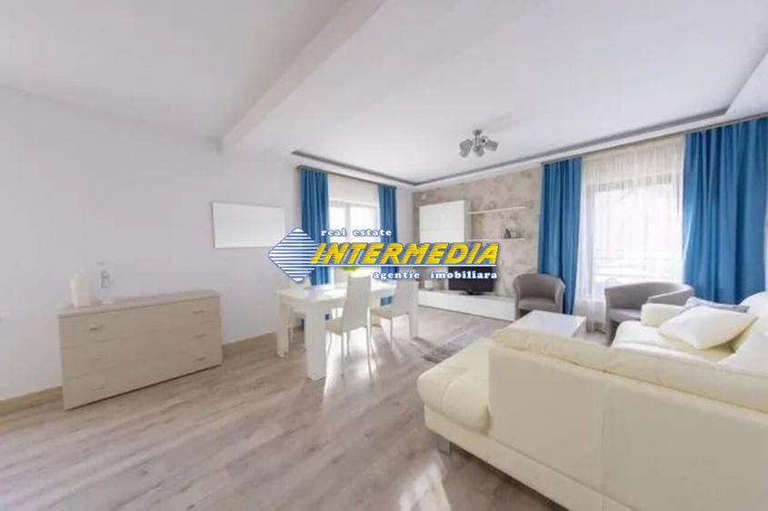 Apartament cu 3 camere de inchiriat Bloc Nou Cetate mobilat si utilat nou
