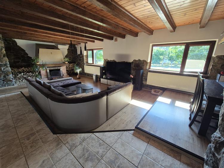 CASA 3 dormitoare, stil rustic-contemporan utilată complet, comision 0