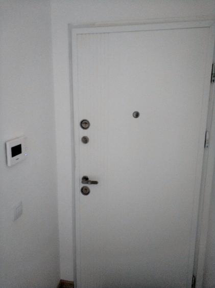Mamaia -- Apartament nou, cu vedere la mare si loc de parcare