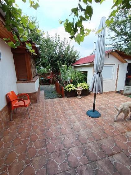 Casa SUPER 4 cam teren 540 mp deschidere dubla Lacu Dulce