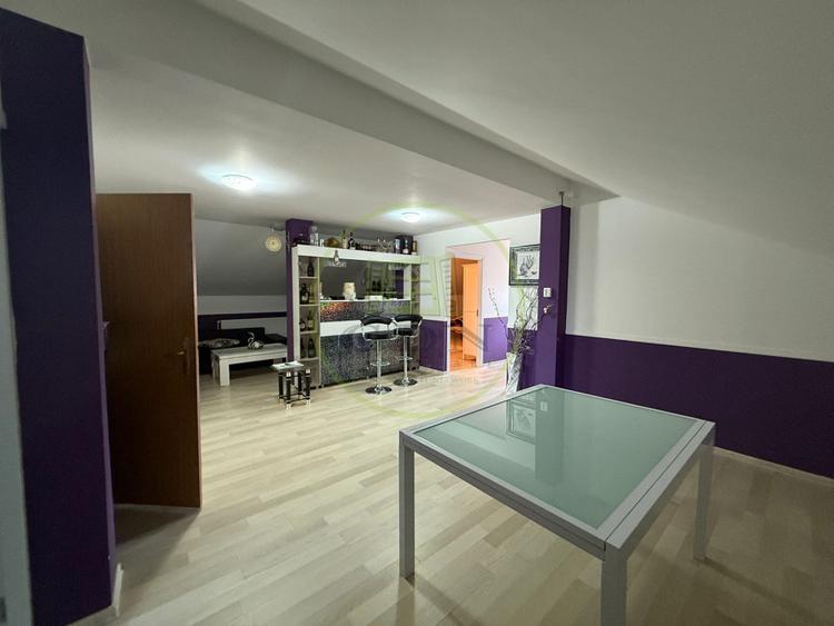 Apartament 3 camere decomandat, 100 mp, Bariera Valcii, zona Bordei