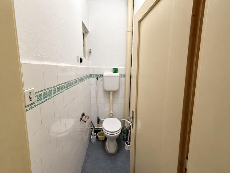 Apartament cu 3 camere de vanzare la casa în zona CENTRU, 132 mp utili | Etaj 1