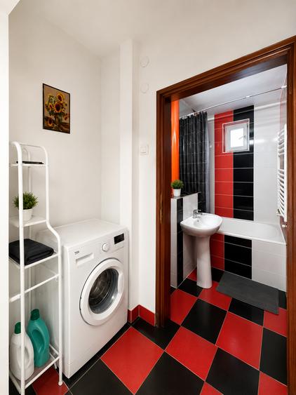 🏡 Apartament cu 2 camere semidecomandat – Zona Săvenilor (Turn), Botoșani