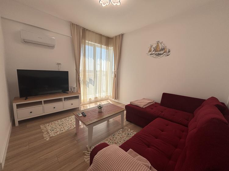 2 Camere Pipera - Emil Racovita