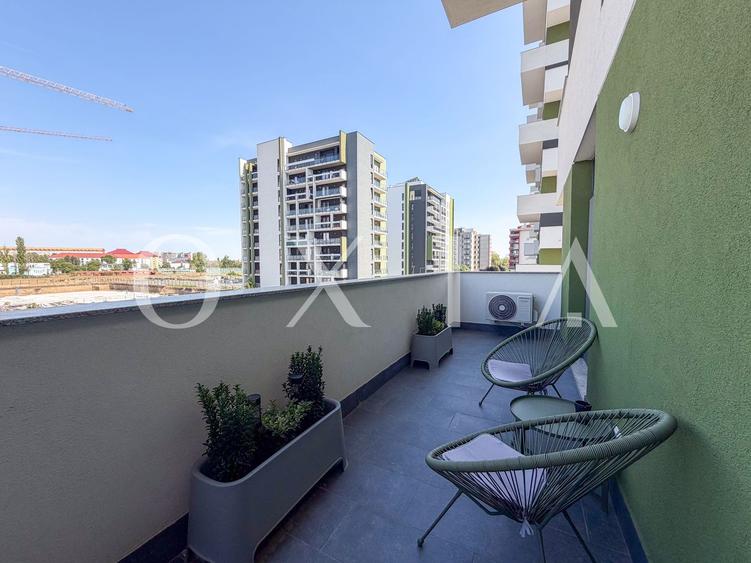OX758 Ateneo, Prima Inchiriere, Amenajari Moderne