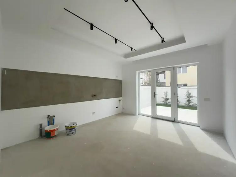 Vilă Individuală Pipera | 5 Camere | Pod Inalt | Fără TVA | Utilități