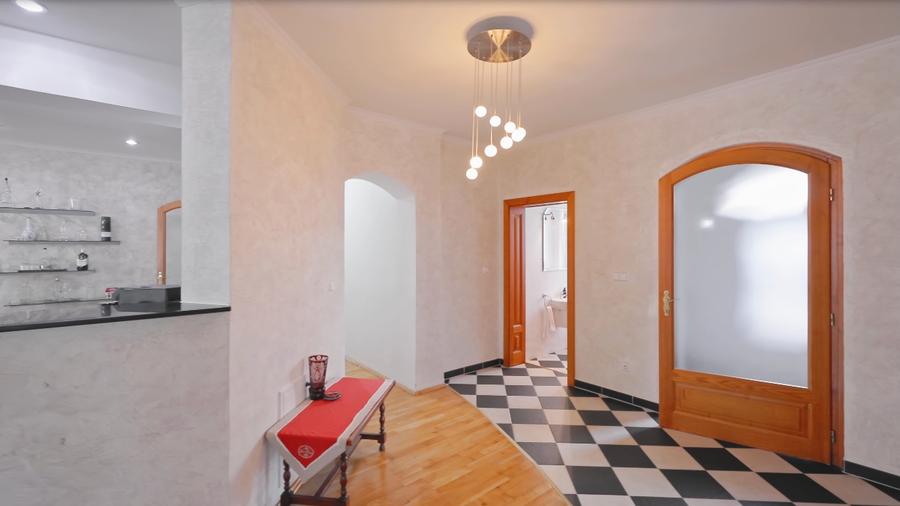 Vila Băile Felix 414mp/3556mp 7dorm 5bai 3 bucătării vie+cramă livadă filigorie