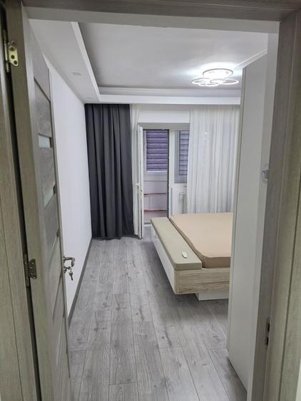 Apartament 2 Camere | Piata Alba Iulia | Decomandat | 3 Balcoane | Parcare