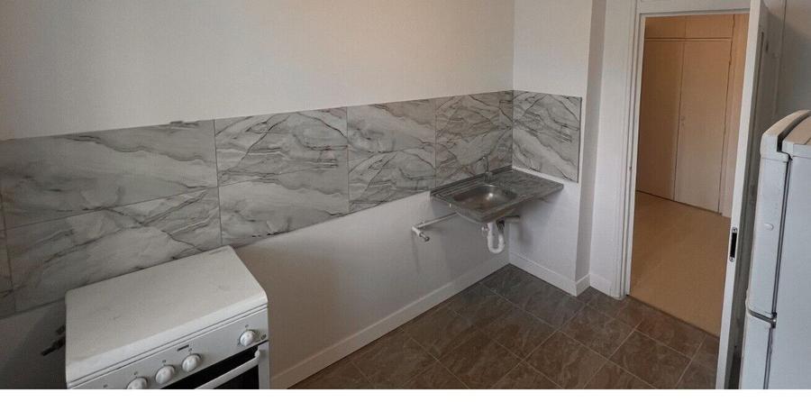 Dristor - metrou vanzare ap. 3 camere dec