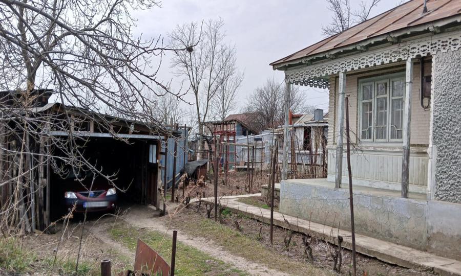 Casa cu teren comuna Pechea