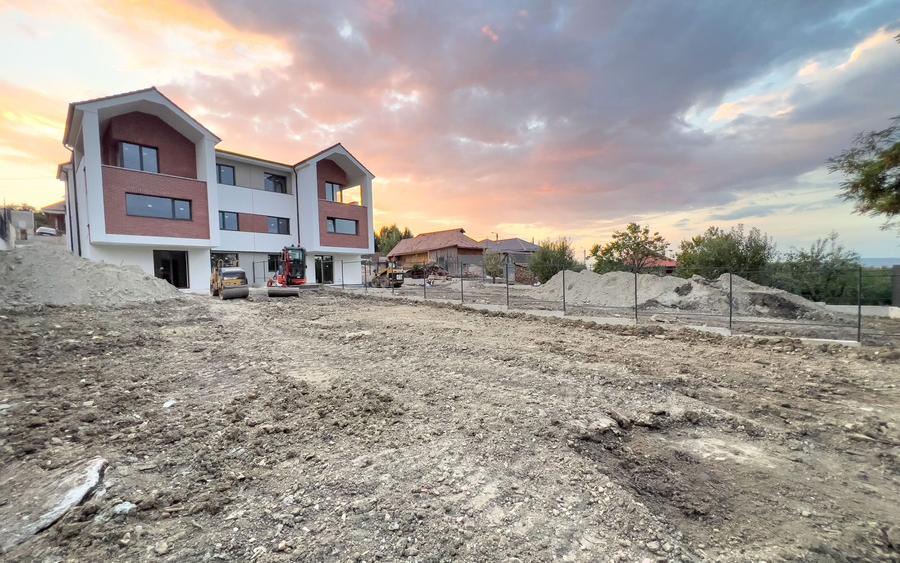 Casa cu 300mp utili, 612mp teren, zona linistita si intima, Borhanci