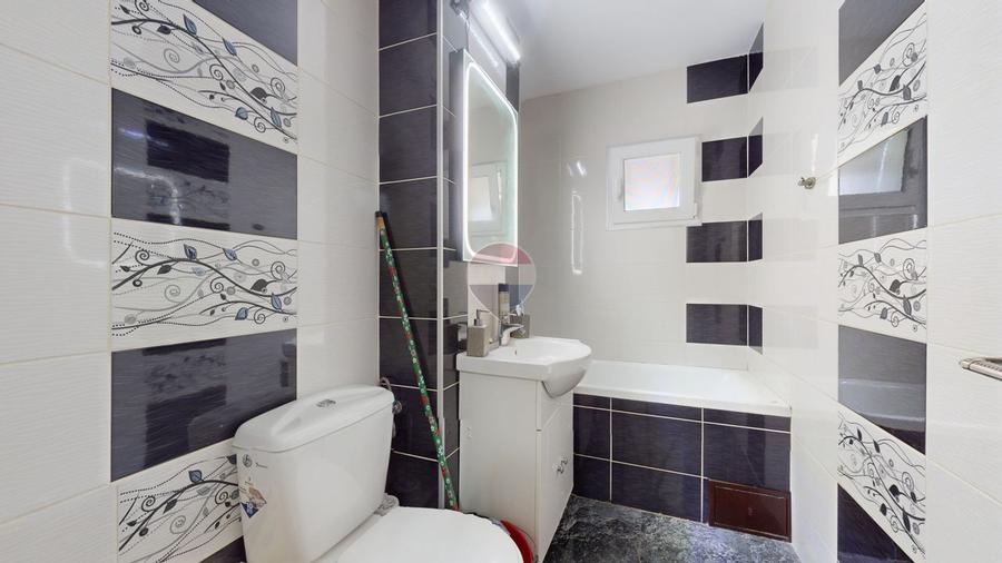 Apartament cu 3 camere decomandat, 2 parcări & boxă dublă – Bartolomeu
