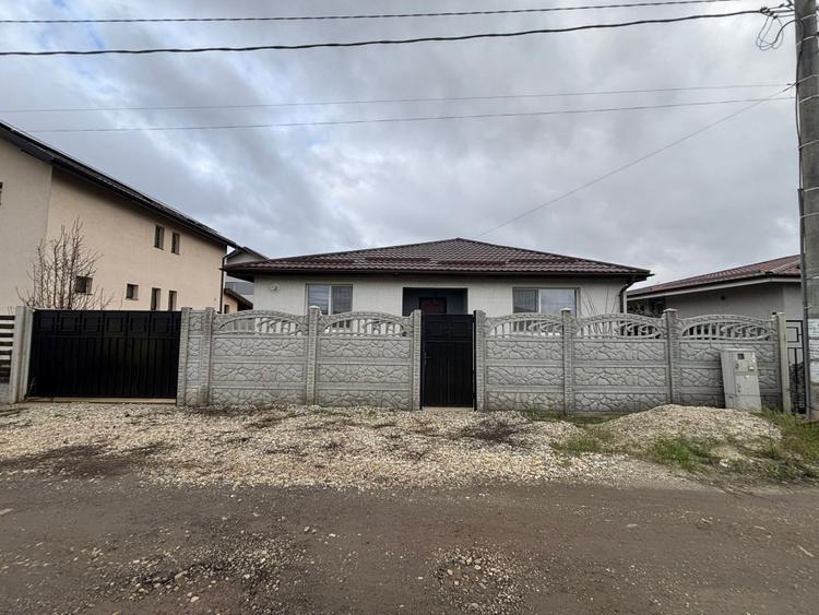 Casa individuala | 3 Camere | Terasa | Curte