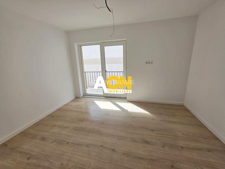 1/2 Duplex finisat la cheie, 4 camere, 317 mp teren, zona Centru
