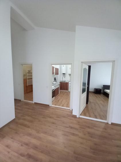 Apartament 3 Camere Mare Frumos 100 mp. CETATE Schit vedere panoramică