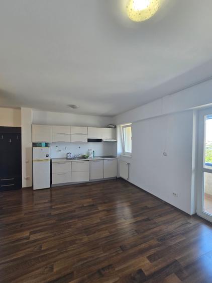 Garsoniera complex Quadra 2 | 12 min metrou Lujerului | Libera | Mobilata 45mp