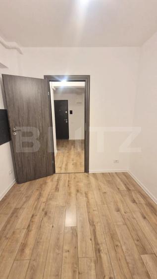 Garsoniera cu terasa de inchiriat, 43 mp, zona Tractoru