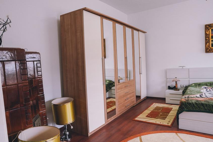 Casă renovată integral 4 camere + garaj | Piața Cluj, Str. Paris, Sibiu
