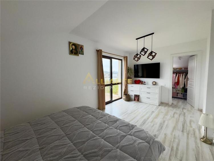 Casa Individuala - 5 camere - 3 bai - 403mp teren
