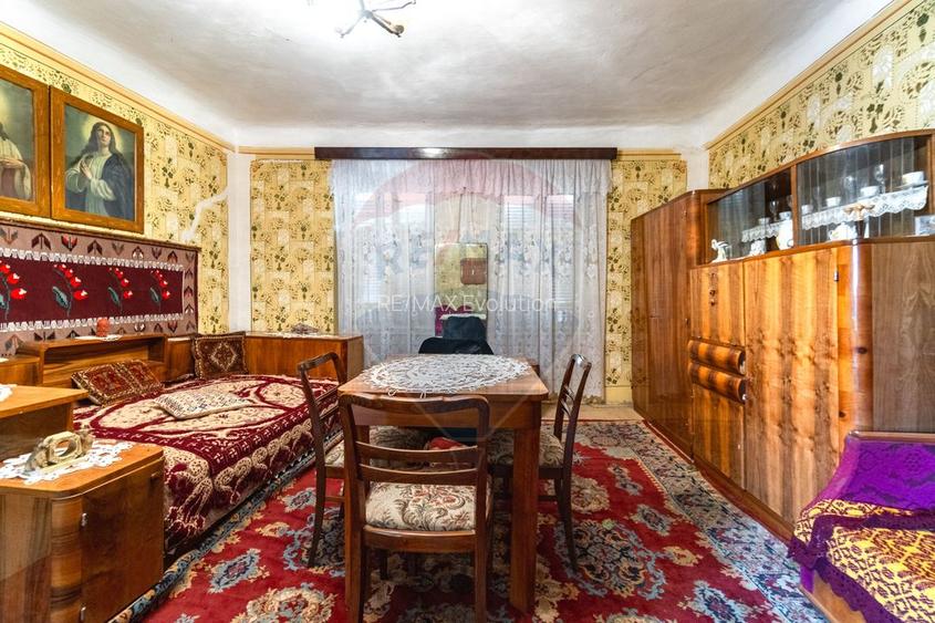 Casă tradițională cu teren de 1.995 mp în Jibert, | COMISION 0% - 14