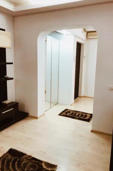 Apartament 2 camere, decomandat, 70 mp, balcon, aer conditionat, Tomis 3
