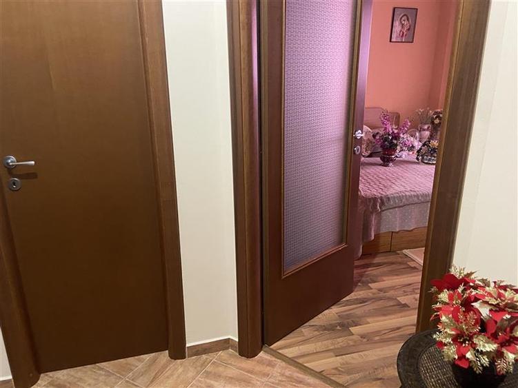 Apartament 2 camere , zona strada Mare a Unirii, et 3 4 , decomandat, 65 mp , bl