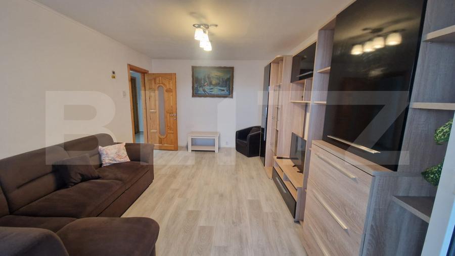 Apartament cu 3 camere decomandate, 68 mp, bloc renovat si izolat, zona Triaj