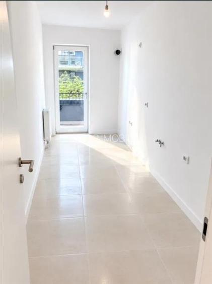 Vanzare apartament 2 camere decomandat 73mp - 3