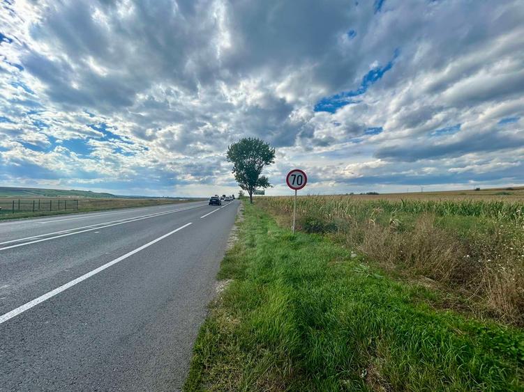 Teren 1.5 HA deschidere 155 m la E85 DN28 nod Autostrada Moldovei A8 intrare Letcani