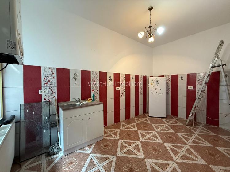 Casa cu 2 camere, semi-decomandat, 50mp utili - zona semicentrala - 7