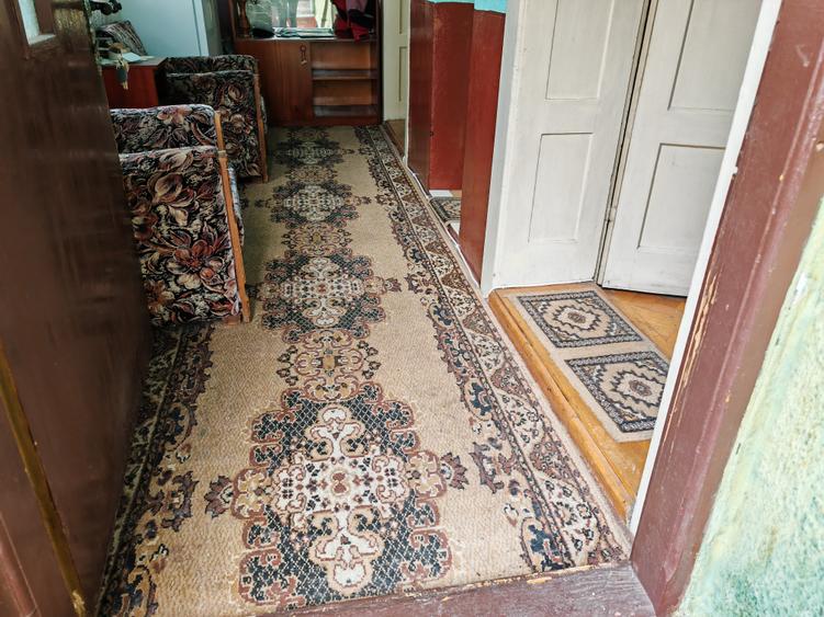 Casa 5 camere libera la vanzre zona Grivitei