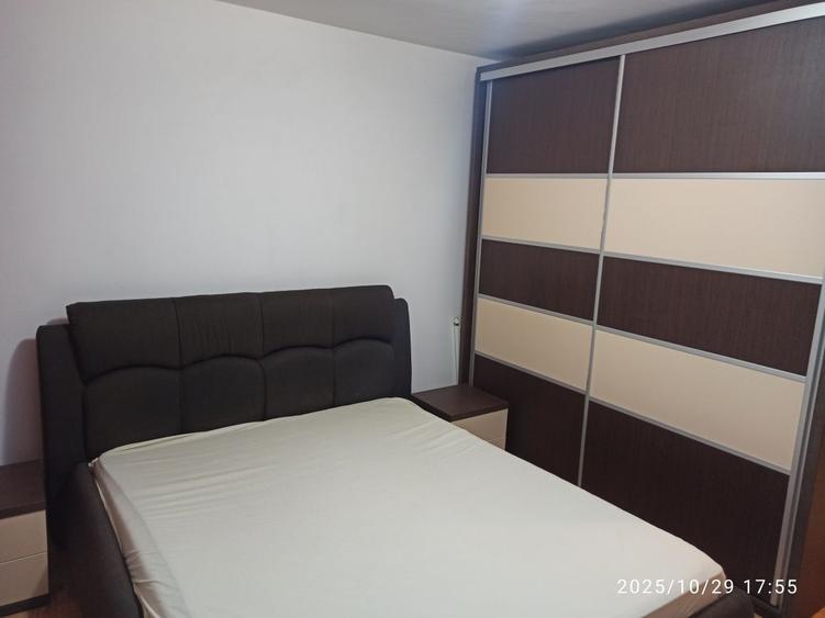 Apartament 2 camere decomandat de vanzare zona Km4-5