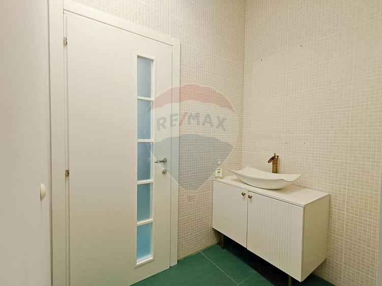 Inchiriere/Vanzare Spatiu Comercial, Parter, Calea Serban Voda-Unirii