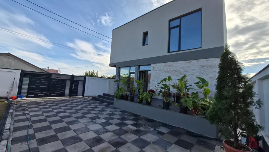 Ovidiu - vila P+ Etaj + terasa generoasa / 2026/ teren 300 mp