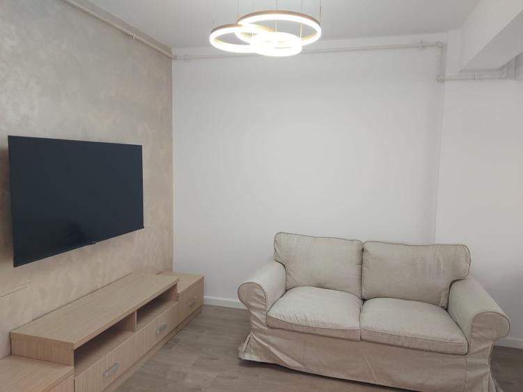 PRIMA CHIRIE METROU 30 metri, Apartament NOU 2 camere, balcon Proprietar Parcare