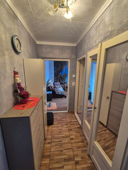 Vand apartament 1 camera etajul.3 Micro 2