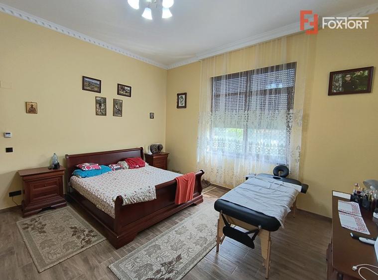 Casa Individuala cu 4 camere, echipata cu panouri, pompa de caldura in zona Sag