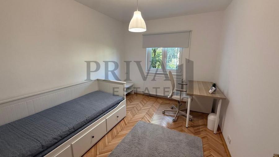 Apartament decomandat 3 camere, renovat complet, Baba Dochia
