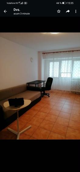 Închiriez garsonieră 1Mai-colt cu Turda, 46 mp,etaj 5/8. Pret 420 euro, negociab
