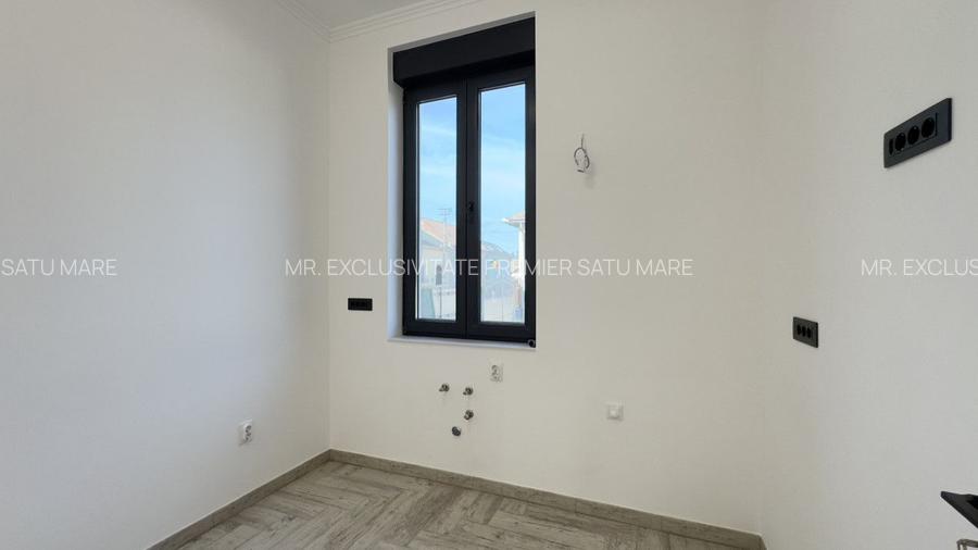 SUPER OFERTĂ! Casă 3 camere 154 mp, Teren 630 mp - Str. T. Vladimirescu - Carei - 18