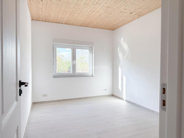 Două case noi pe teren de 2.800 m² – Firiteaz - 12