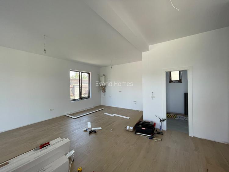 Duplex 4 camere  3 dormitoare | Curte amenajata | Mosnita-Noua - 4
