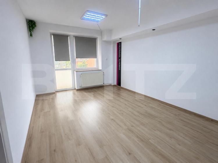 Spațiu comercial / birouri de închiriat – Zona Poli 2 – 110 mp